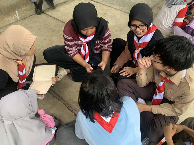 Belajar Membaca Dunia Bukan Hanya Membaca Buku