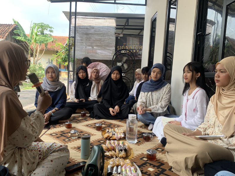 Mengapa Nasihat Baik Sering Tidak Masuk ke Kepala Remaja